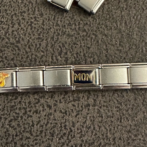 Women’s Italian Silver link charm bracelet - Picture 6 of 12